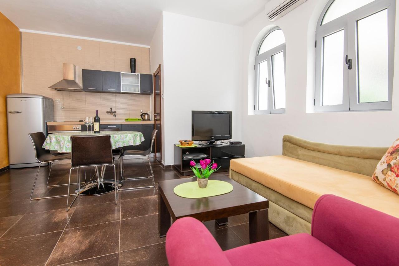 Gemma Di Cattaro Apartments Kültér fotó