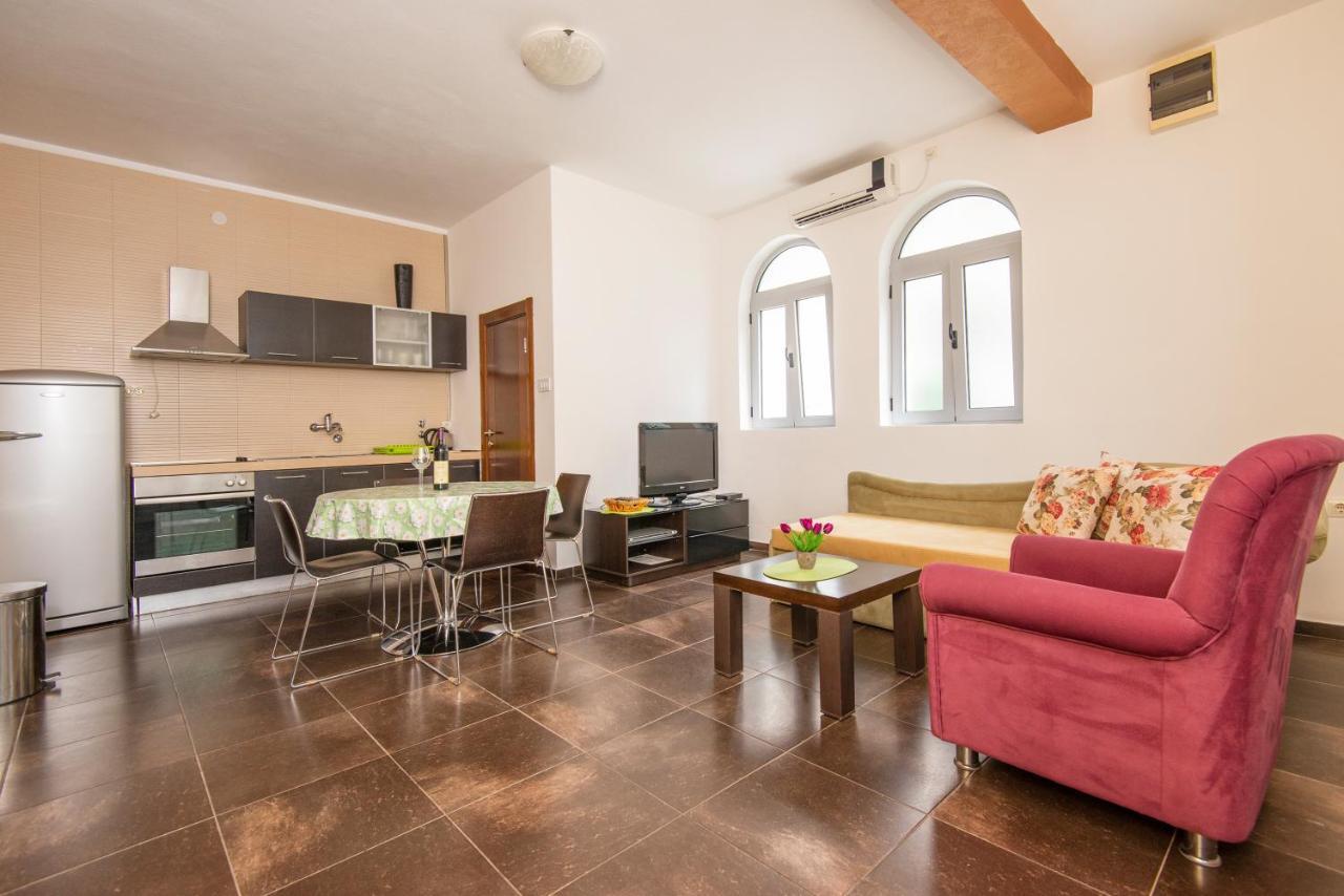 Gemma Di Cattaro Apartments Kültér fotó